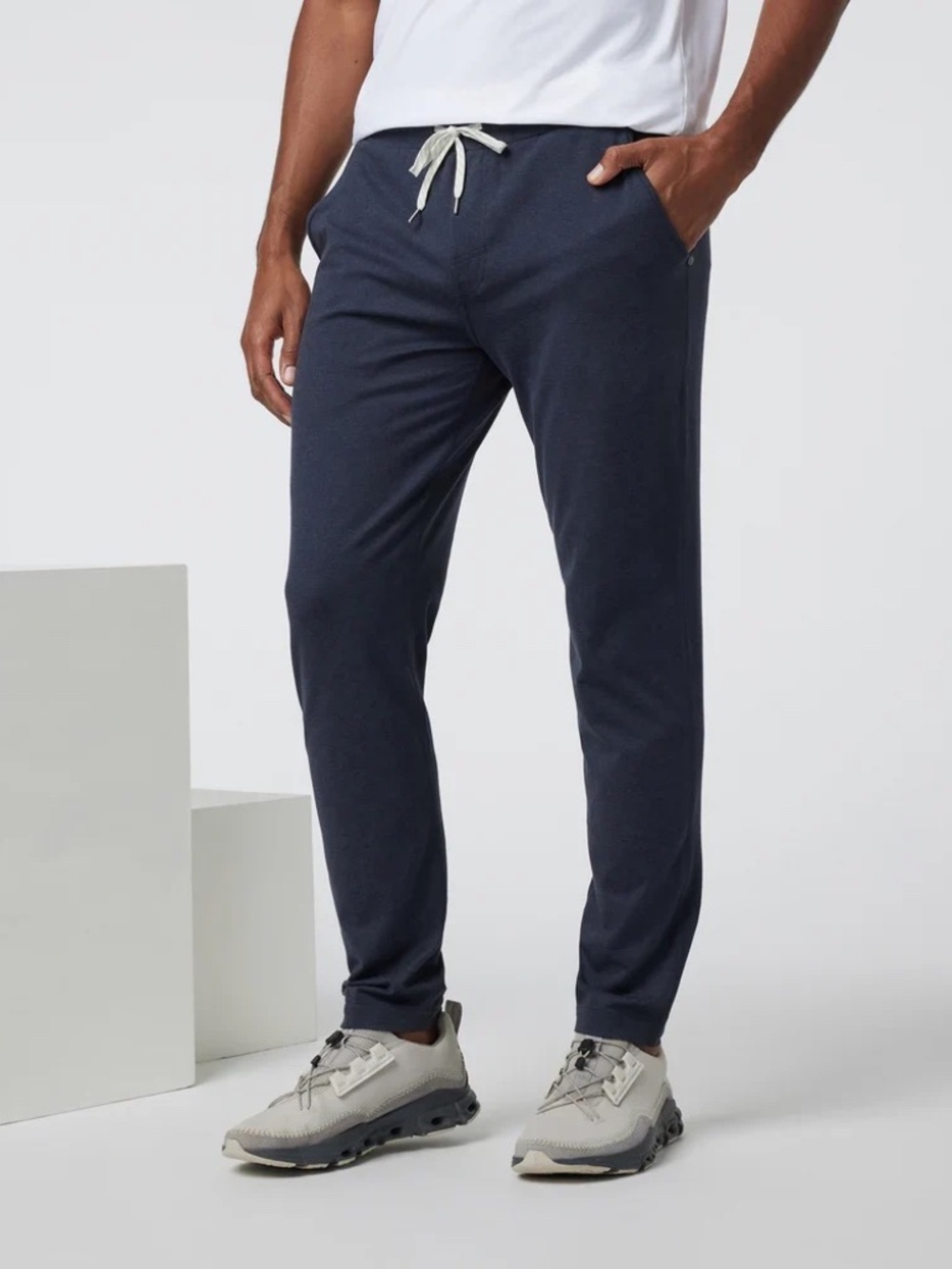 Vuori Ponto Performance Pant Navy Blue Athletic Casual Straight Leg Sweatpants